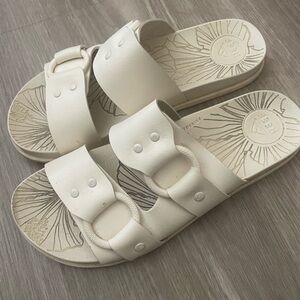 Reef sandals